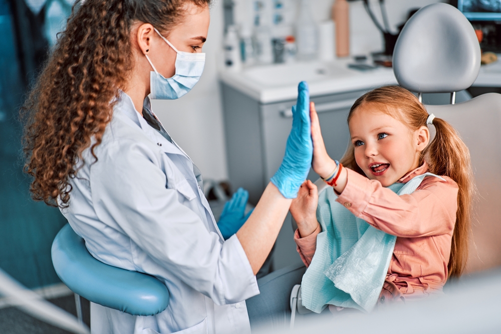 a parent s guide how to prepare your child for their first dental visit